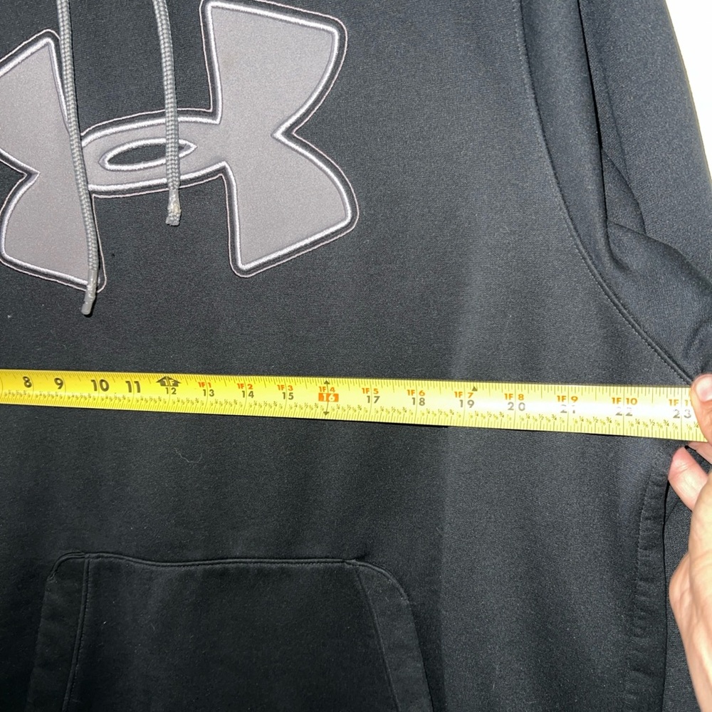 Under Armour Men's Black and Gray Sweater - Picture 5 of 9